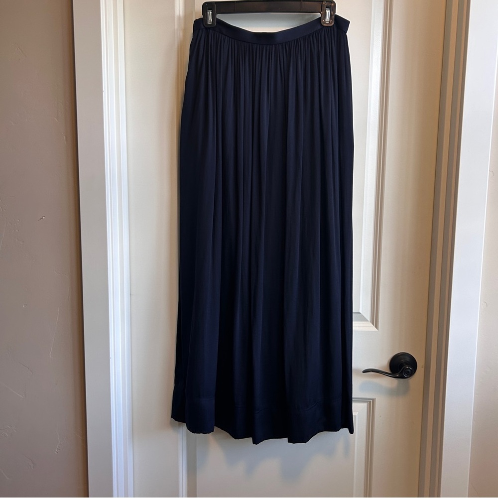 Banana Republic Maxi, Flowy Navy Pleated Skirt